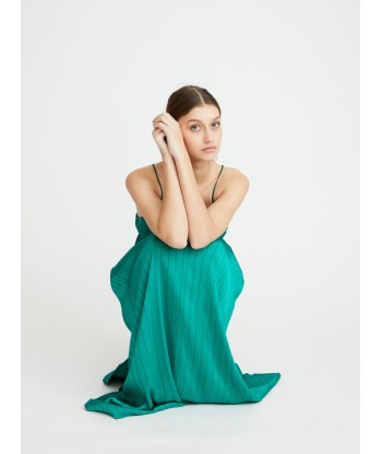 ROBE EN CRÉPON EMERALD 50% de réduction en Octobre 2024